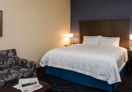 Hampton Airport Ontario 2*