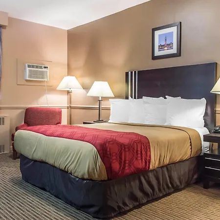 Econo Downtown Lodge *