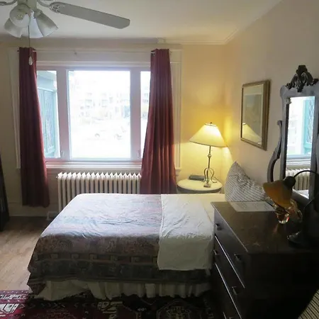 Bed & Breakfast Downtown Ottawa