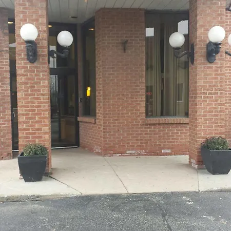 Travelodge By Wyndham East Hotel Ottawa