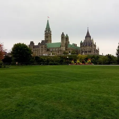 Hostel Backpackers Ottawa