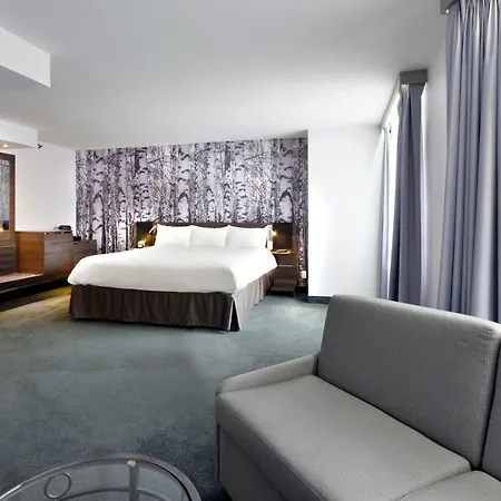 Doubletree By Hilton Downtown