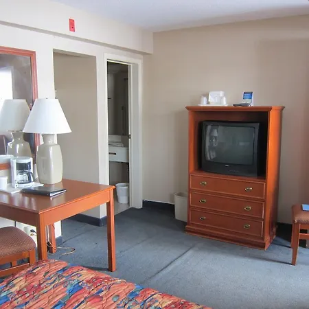 Plaza Downtown 3*
