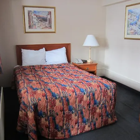 Plaza Downtown 3* Ottawa