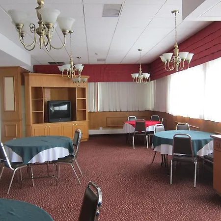 Plaza Downtown Hotel 3*