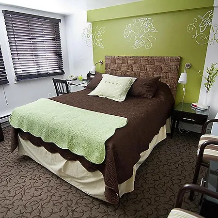 Bed & Breakfast Mcgee's