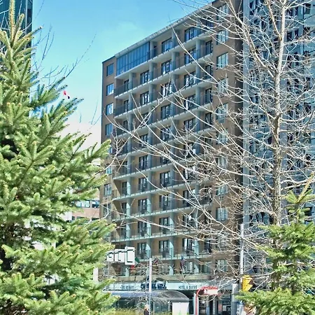 Capital Hill & Hotel