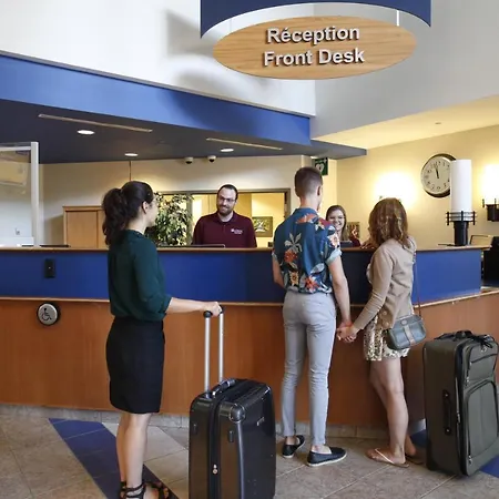 Residences De L'universite D'ottawa | University Of Residences 3*
