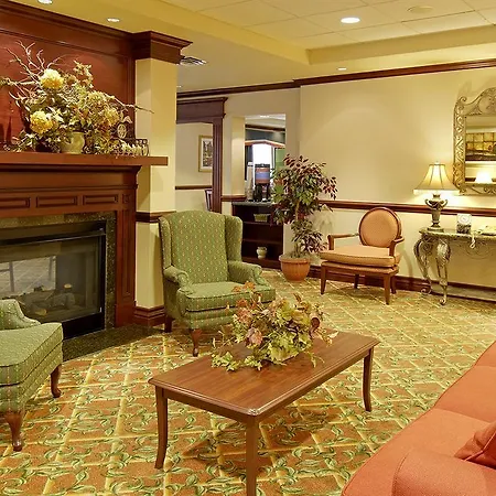 Hotel Hampton By Hilton Ottawa