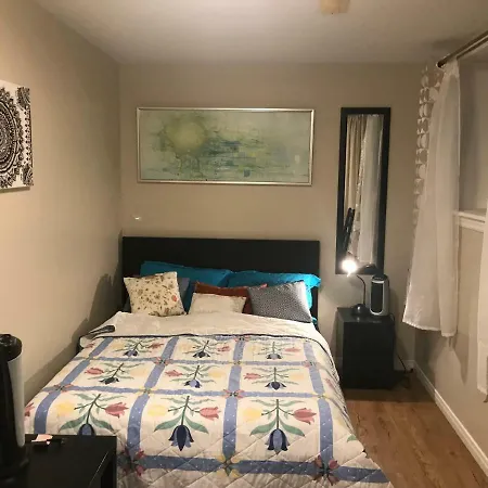 Self Check-in Spacious With Full Kitchen Apartment *