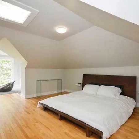 Richmond Estate-arcade Room-close To Dtown Villa *