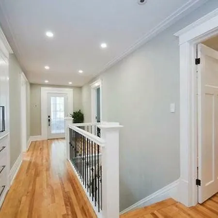 Villa Richmond Estate-arcade Room-close To Dtown *