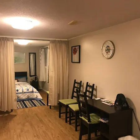 Apartment Self Check-in Spacious With Full Kitchen Ottawa