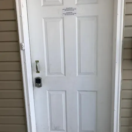 Self Check-in Spacious With Full Kitchen Apartment