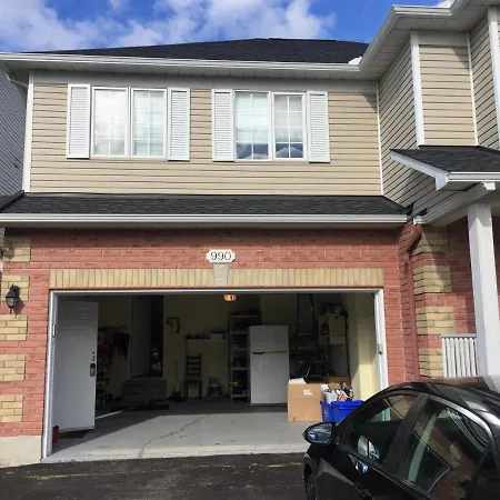 Self Check-in Spacious With Full Kitchen Ottawa