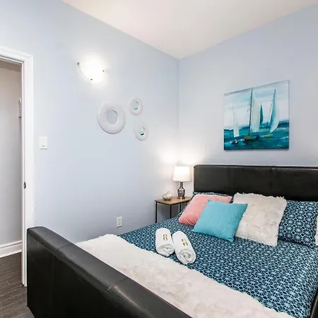 Warm And Comfortable 2br Downtown Little Italy Apartment