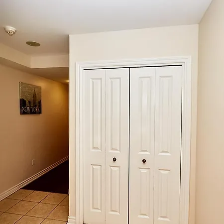 Apartment Pelicanstay Near Rideau Canal