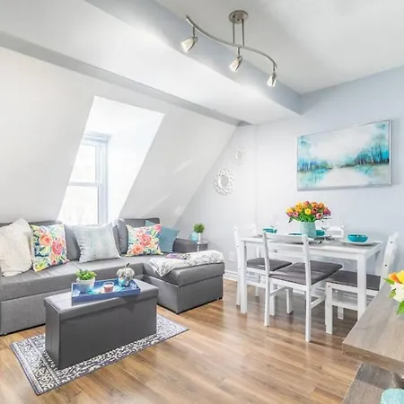 Bright And Stylish 1br - Rooftop Deck - Downtown *
