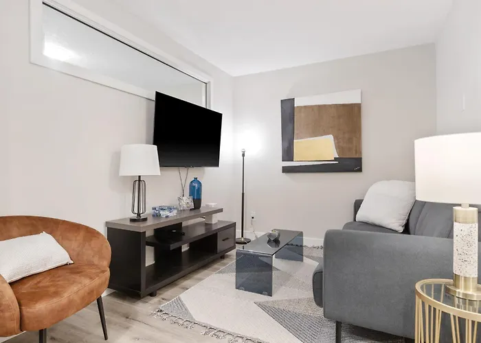 Private Home In Nepean For Family - 14 Minutes From Downtown