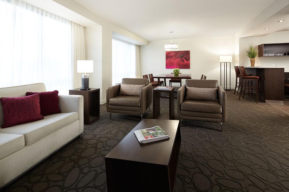 Hotel Delta By Marriott City Centre Ottawa