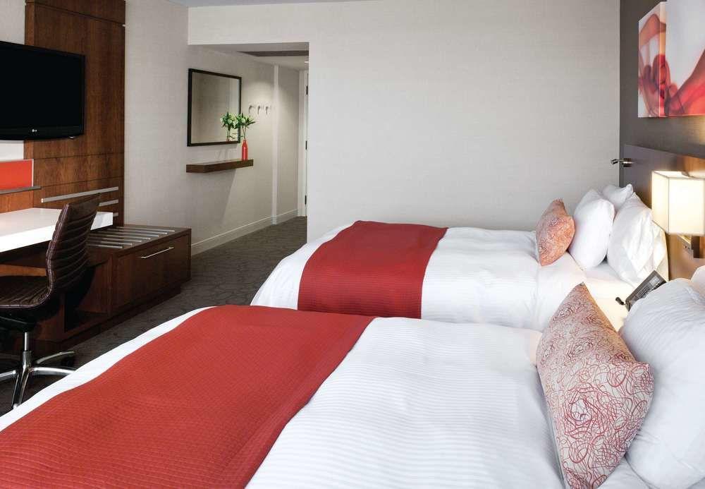 Delta By Marriott City Centre 4*