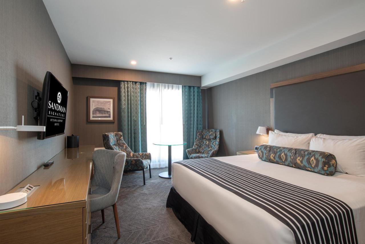 Sandman Signature Airport Hotel Ottawa