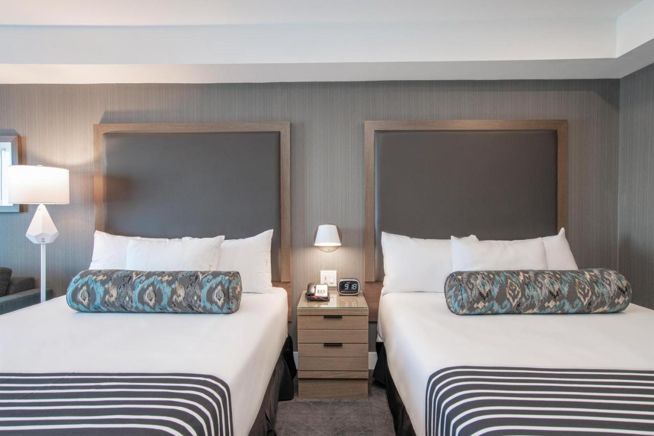 Hotel Sandman Signature Airport Ottawa