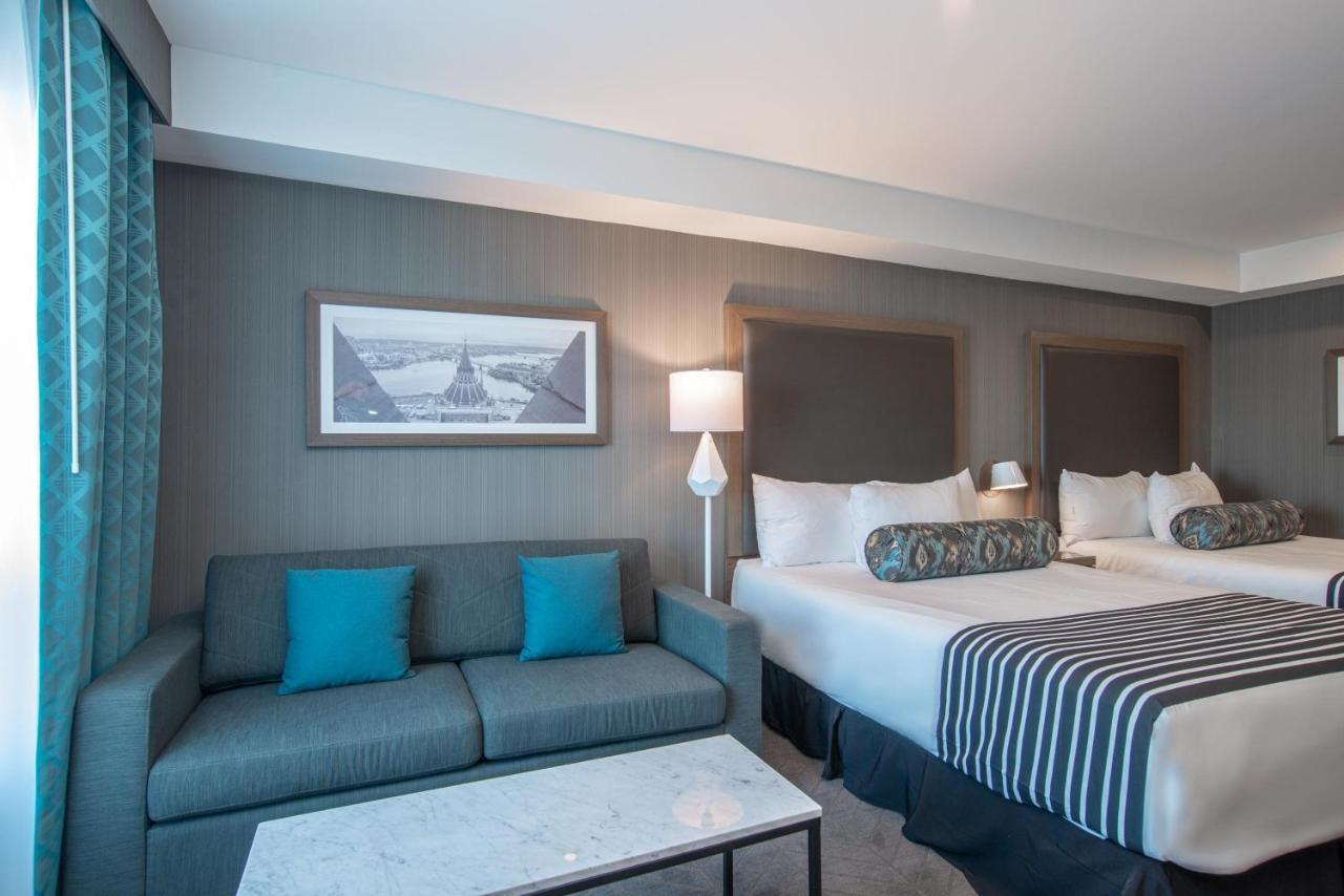 Hotel Sandman Signature Airport 4*