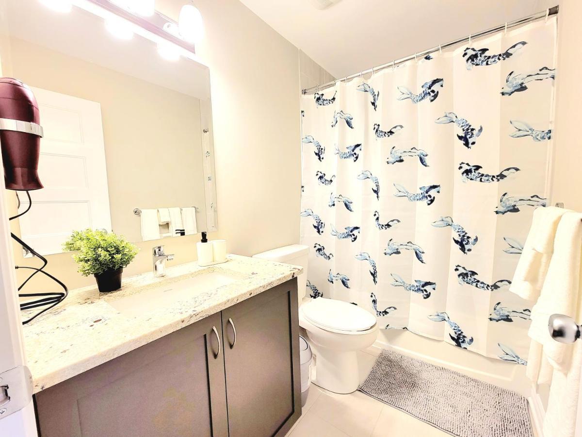 Holiday home 3 Bedroom Town House In Close To Downtown
