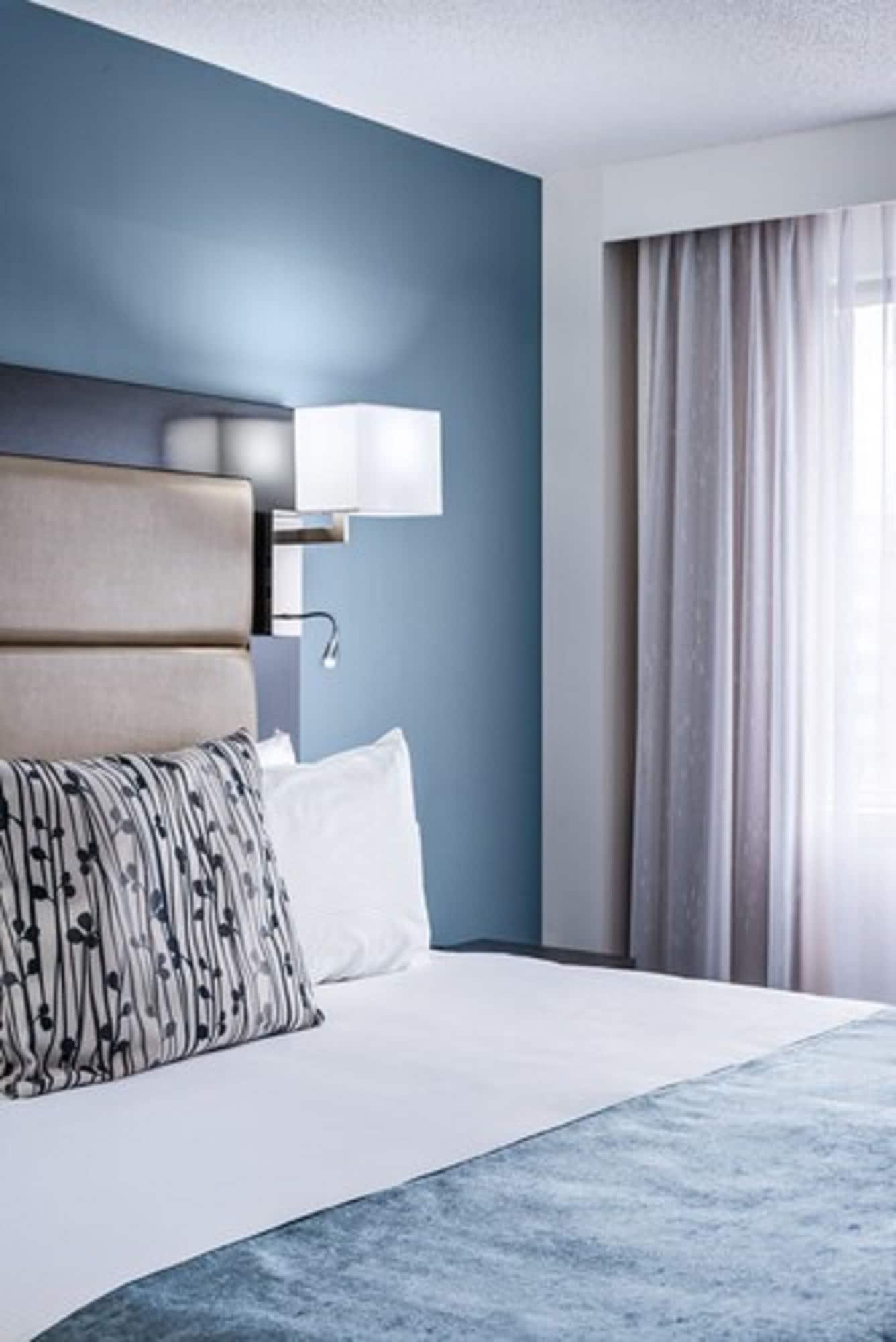 Embassy & Hotel 3*
