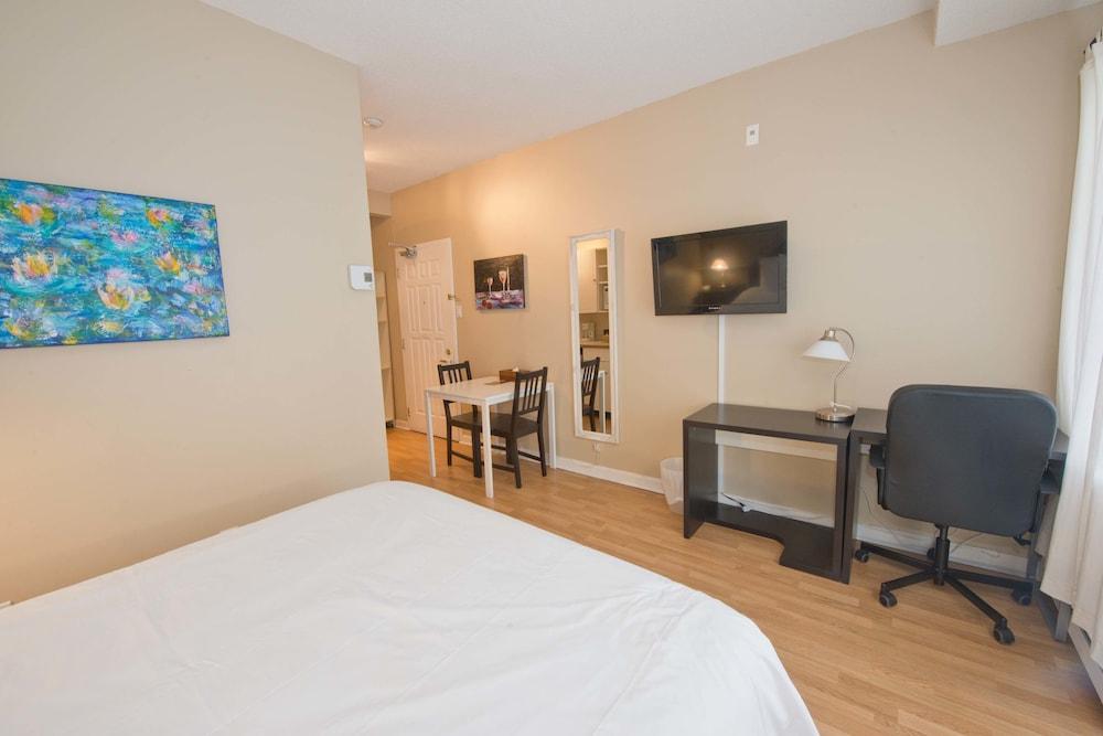 Hotel Byward Blue 3*