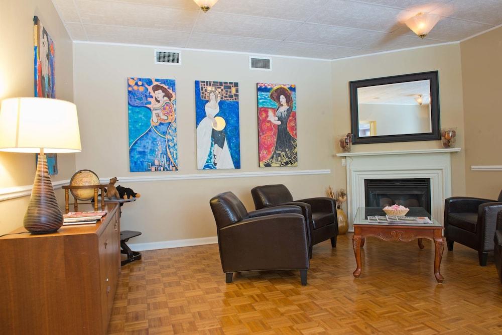 Byward Blue Hotel 3*