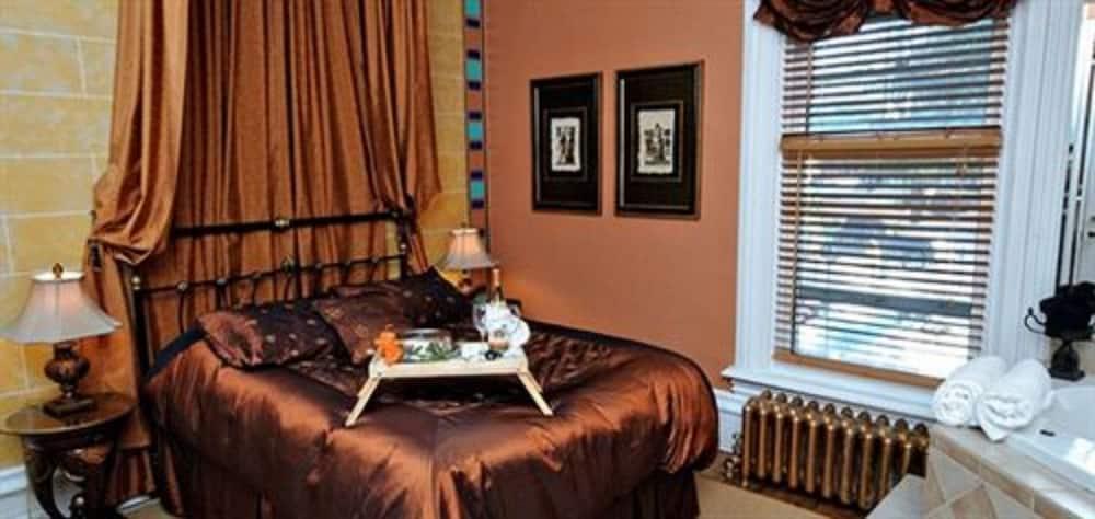Mcgee's Bed & Breakfast 3*