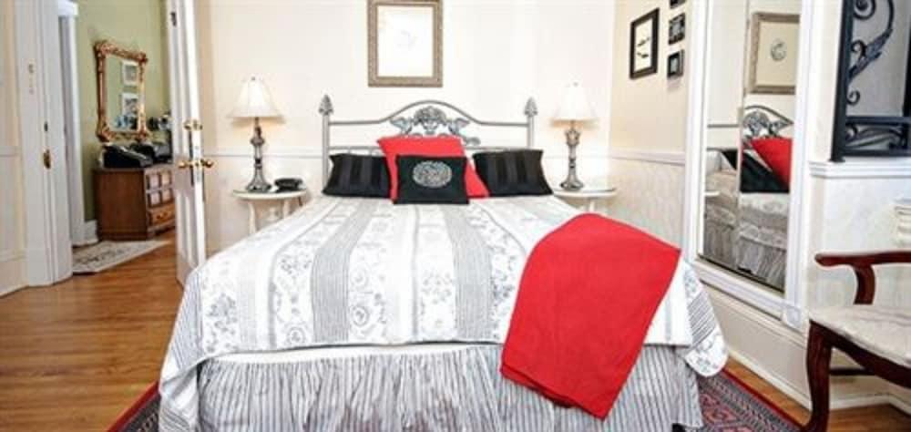 Bed & Breakfast Mcgee's 3*