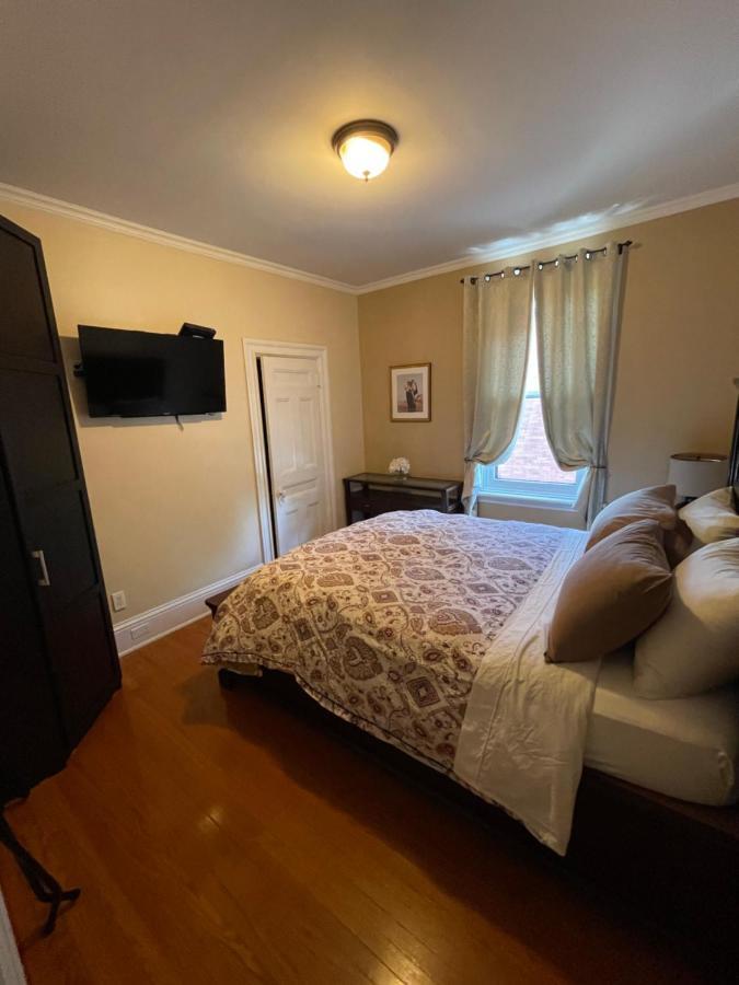 The Century House 3*