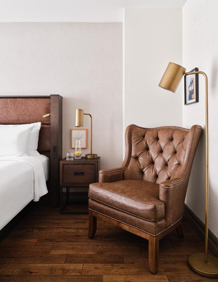Hotel The Metcalfe By Gray Collection