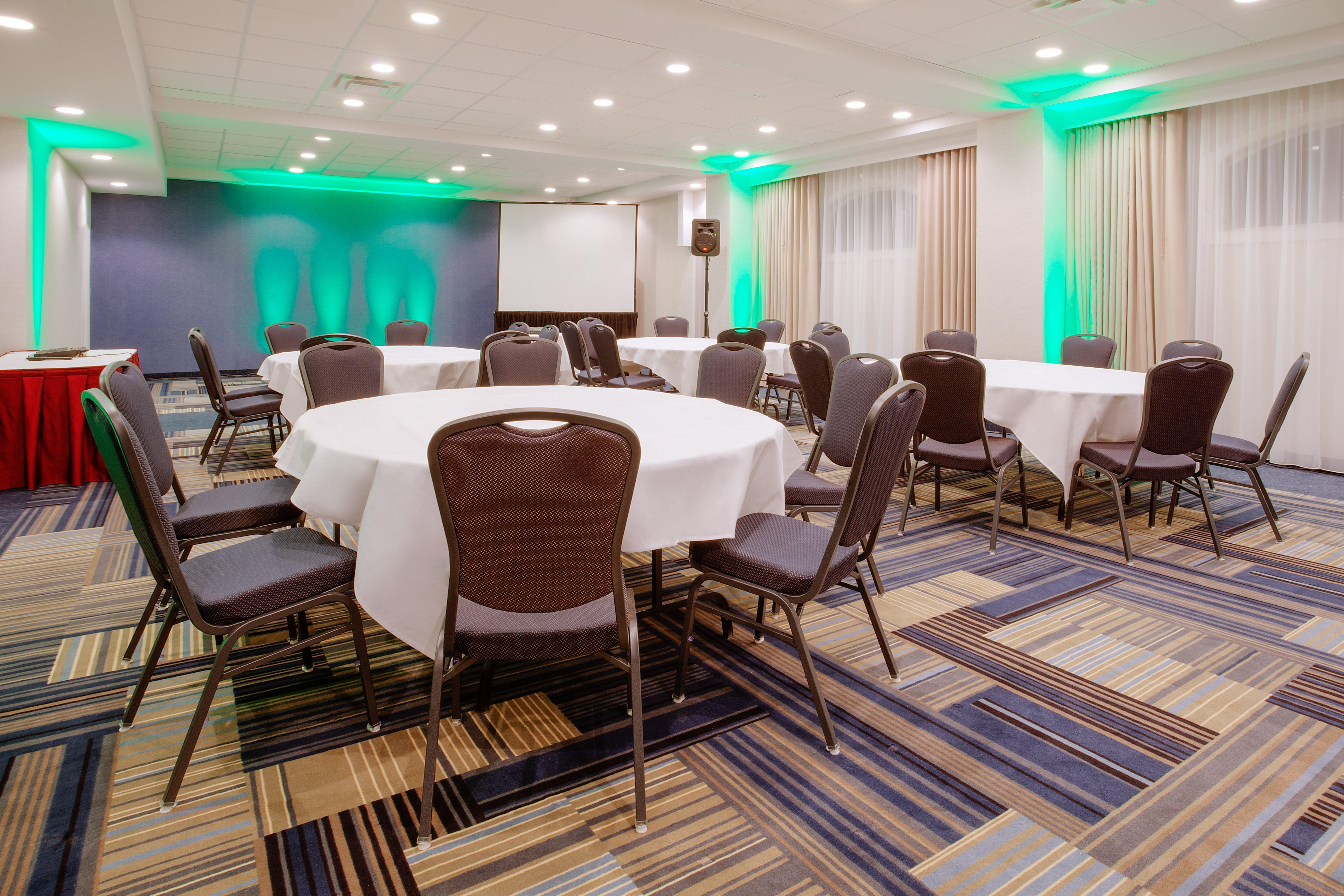 Hotel East By Ihg