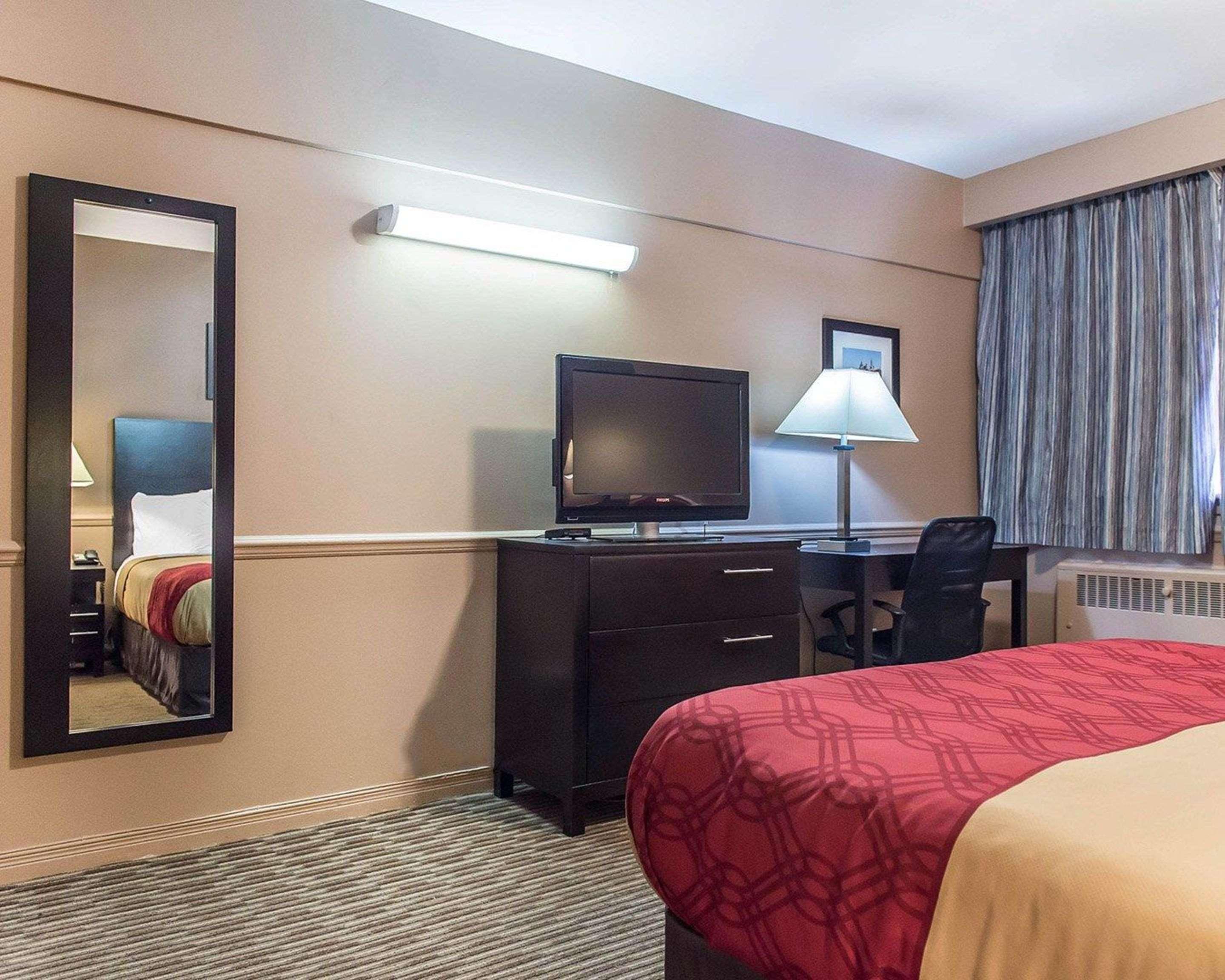 Lodge Econo Downtown