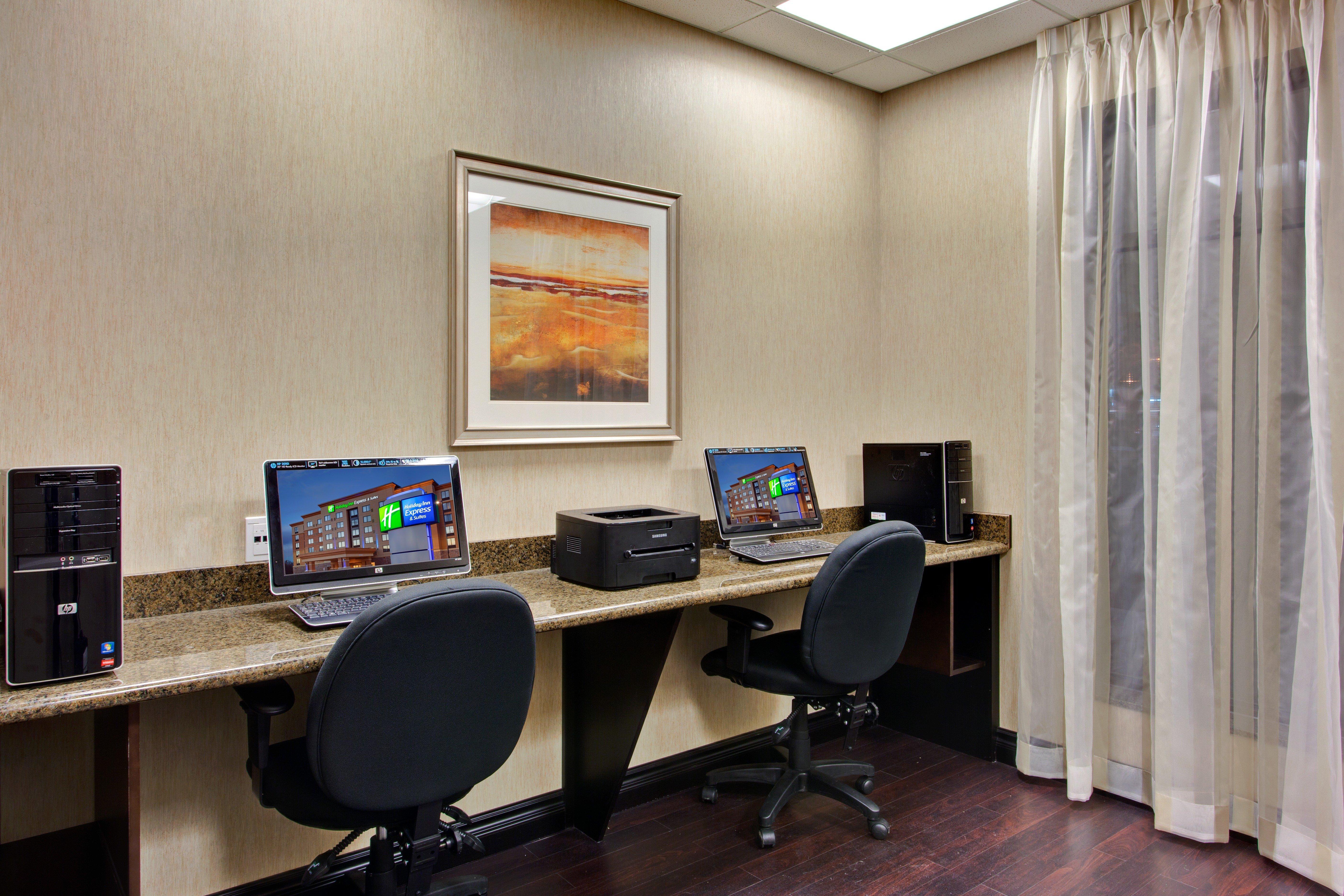 Express & West - Nepean By Ihg Hotel
