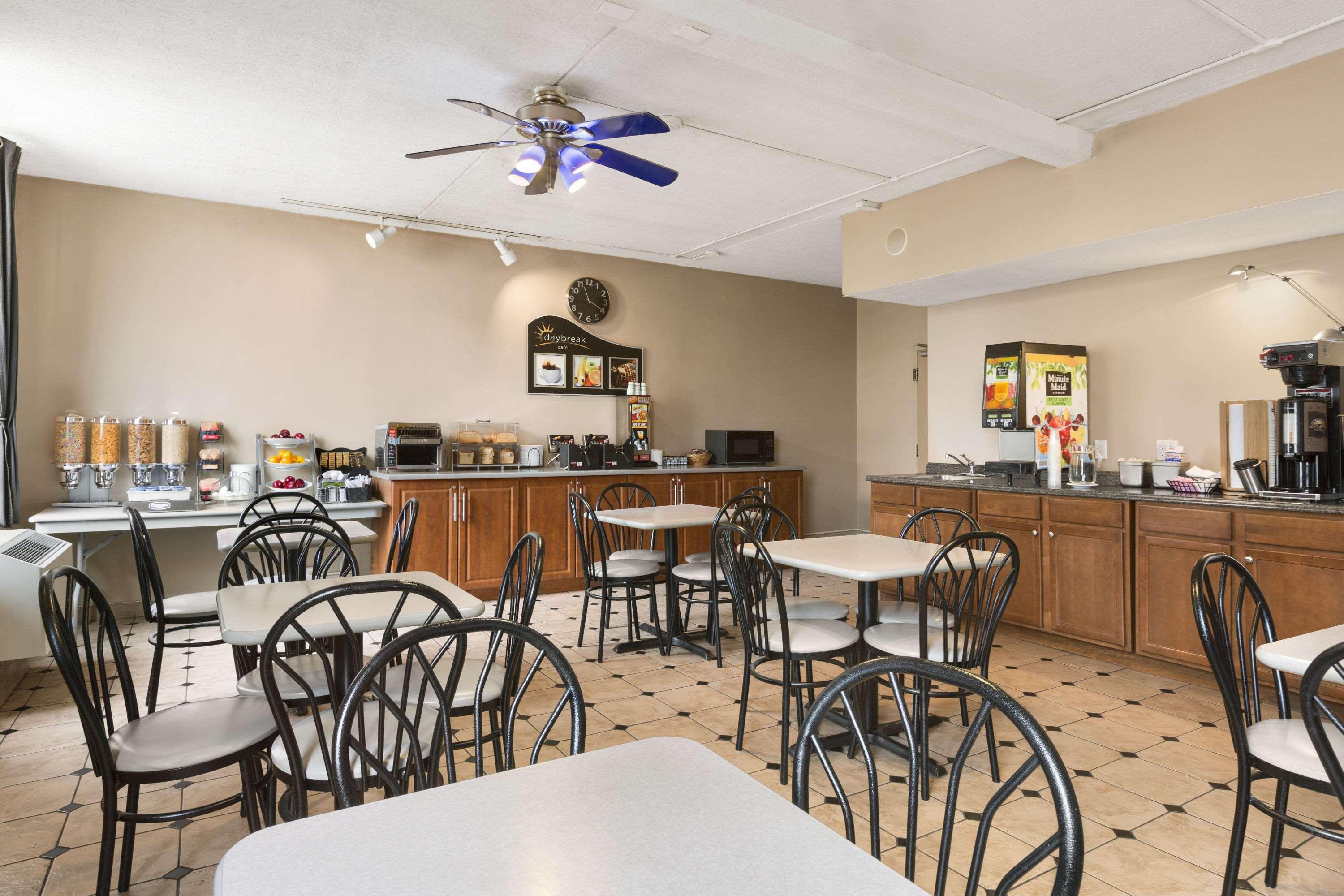 Days By Wyndham West 3* Ottawa