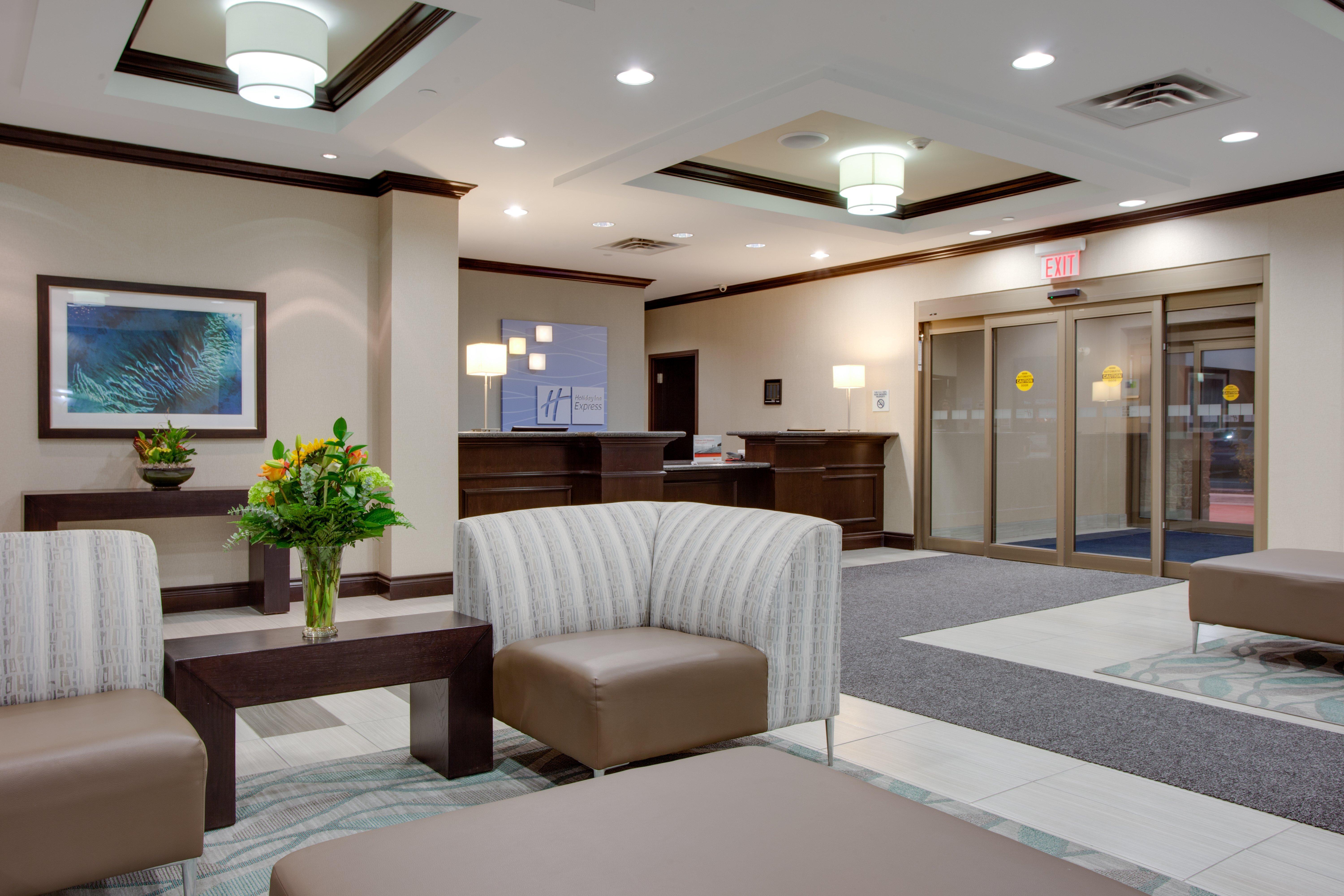 Express & East-orleans By Ihg Hotel 2*