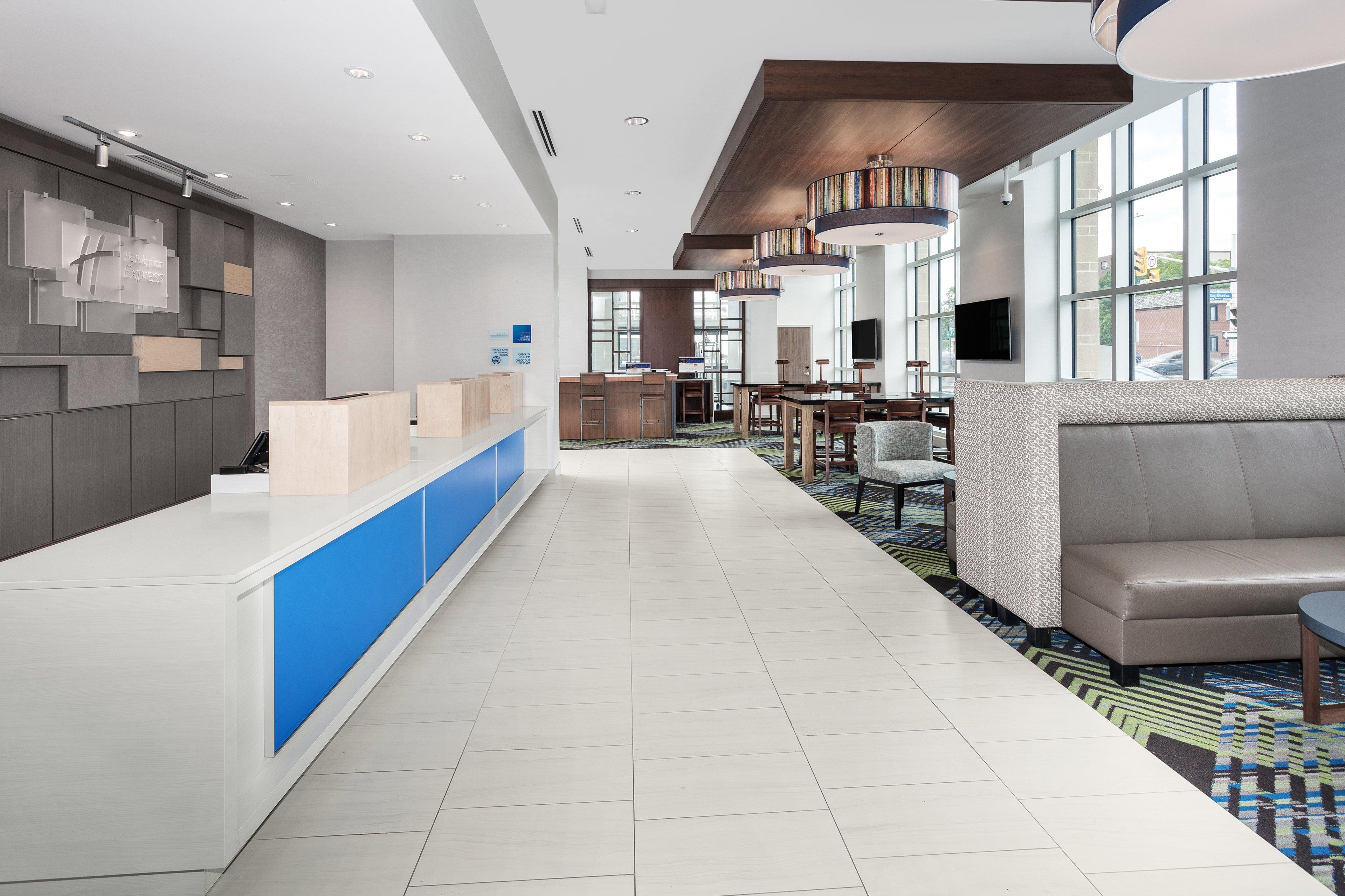 Hotel Express & Downtown East By Ihg Ottawa