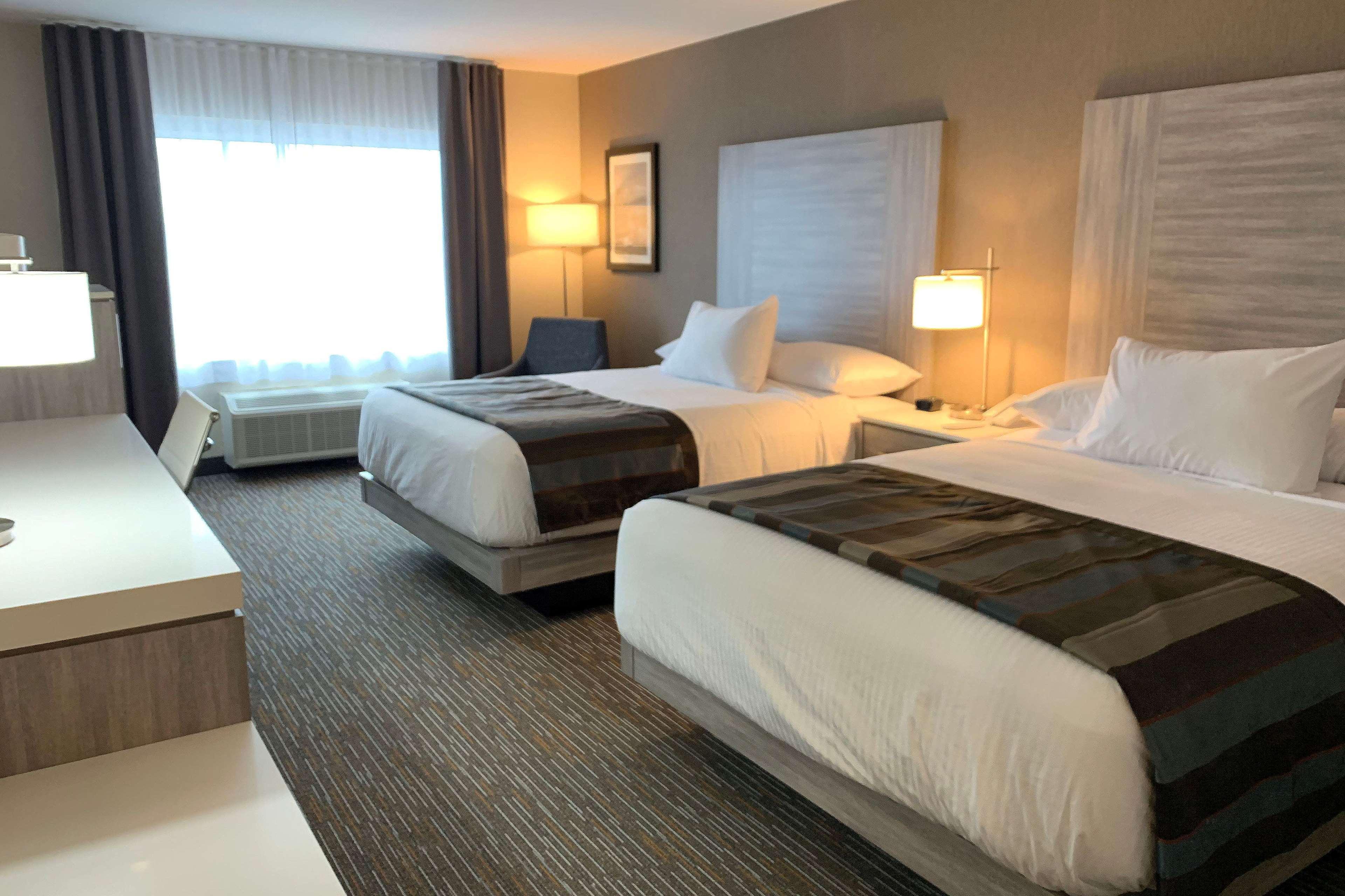 Wingate By Wyndham Kanata West Hotel