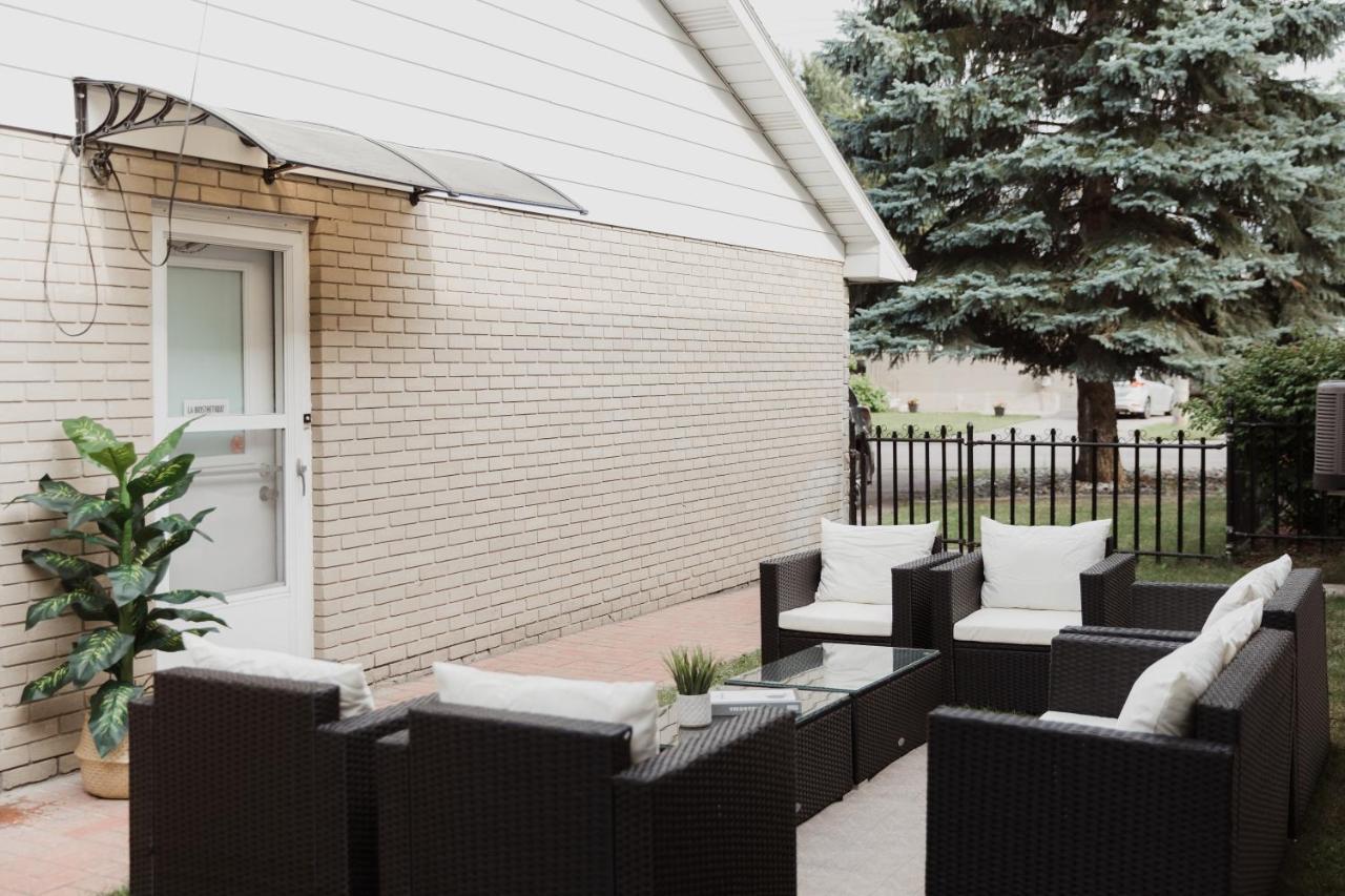 Apartment Modern, Luxurious Near Downtown Ottawa