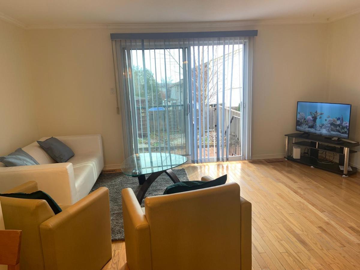 Ottawa's Destination Holiday home