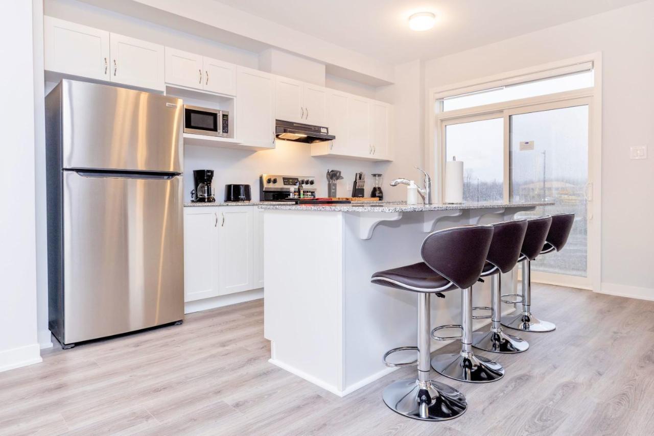 Near Dt - Contemporary 3br Townhouse Holiday home *
