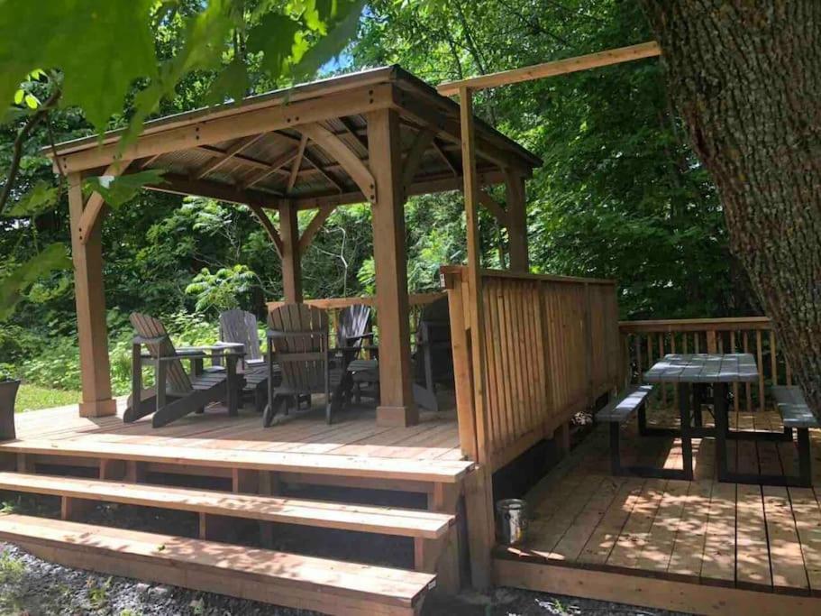 Holiday home Cozy 4-bedroom Haven For Relaxing Getaways *