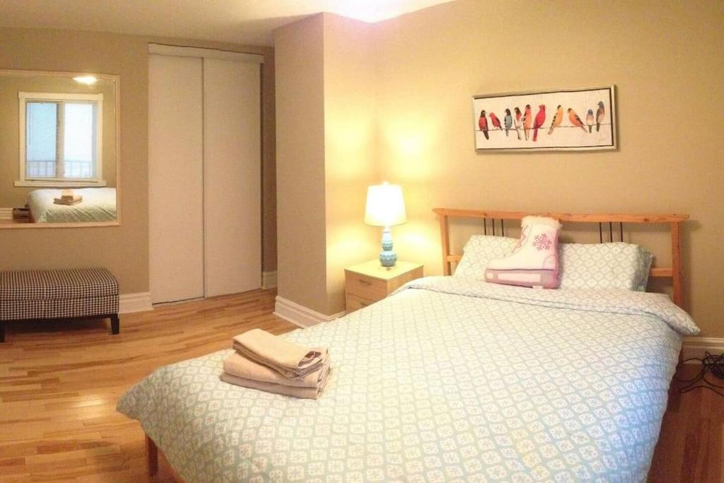 Cozy 4-bedroom Haven For Relaxing Getaways Ottawa