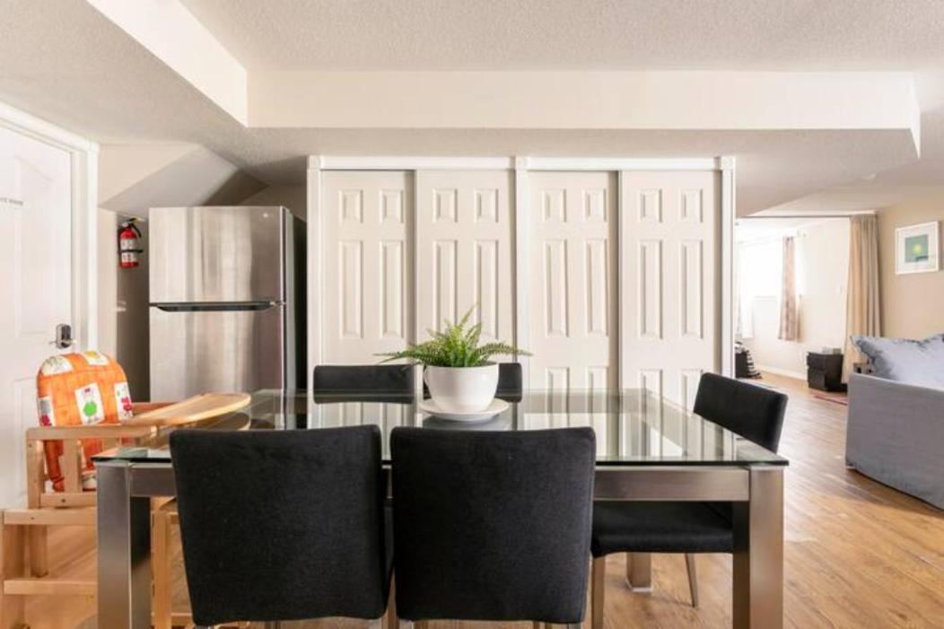 Self Check-in Spacious With Full Kitchen