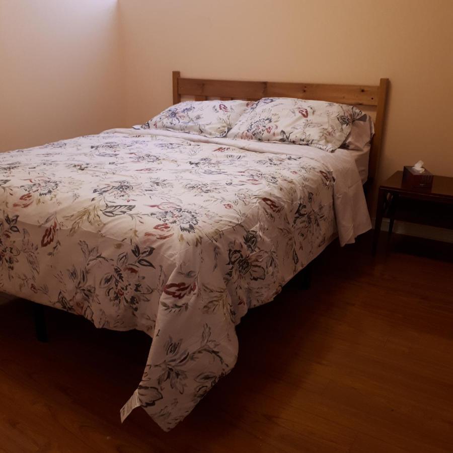 In Beacon Hill Guest house *